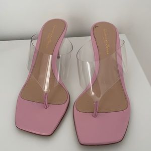 Gianvito Rossi pink kitten heel
